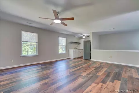 8269 Ark Rd, Gloucester, VA 23061 photo 10