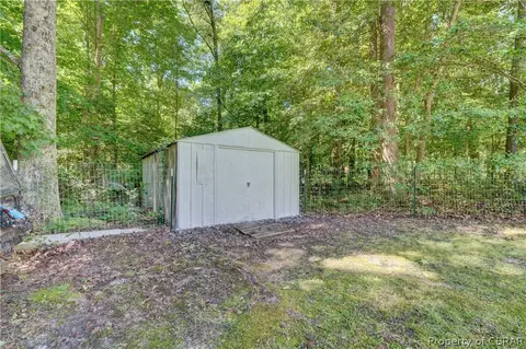 8269 Ark Rd, Gloucester, VA 23061 photo 28
