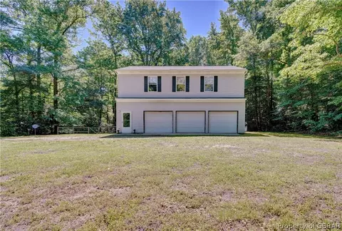 8269 Ark Rd, Gloucester, VA 23061 photo 3