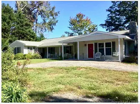 659 Yankee Point Rd, Lancaster, VA 22503