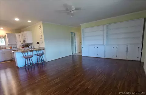 659 Yankee Point Rd, Lancaster, VA 22503 photo 14