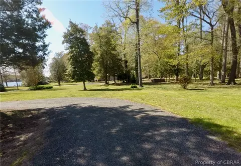 659 Yankee Point Rd, Lancaster, VA 22503 photo 24