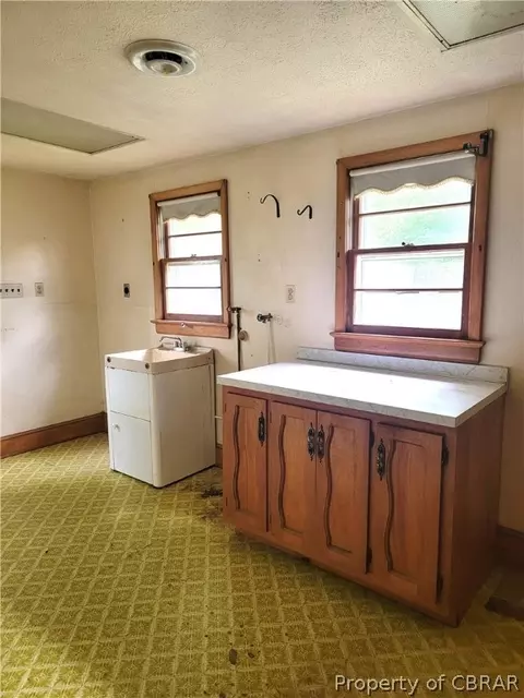 603 Wake Rd, Wake, VA 23176 photo 3