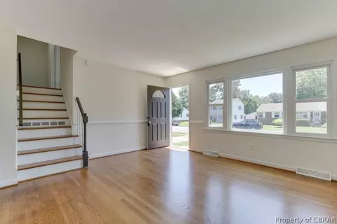 113 Valirey Dr, Hampton, VA 23669 photo 8