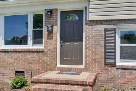 113 Valirey Dr, Hampton, VA 23669 photo 4