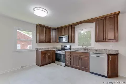 113 Valirey Dr, Hampton, VA 23669 photo 10