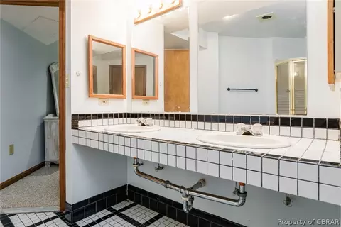 7535 Windy Hill Rd, Gloucester, VA 23061 photo 32