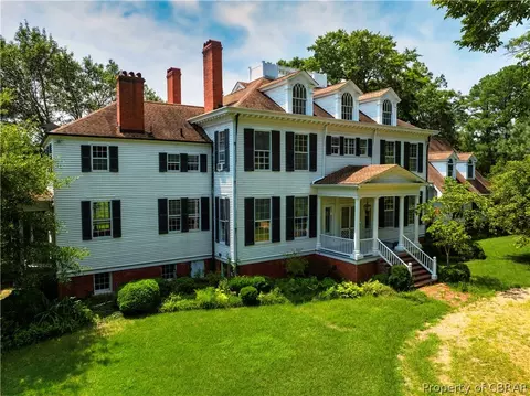 4703 N River Rd, Cardinal, VA 23025