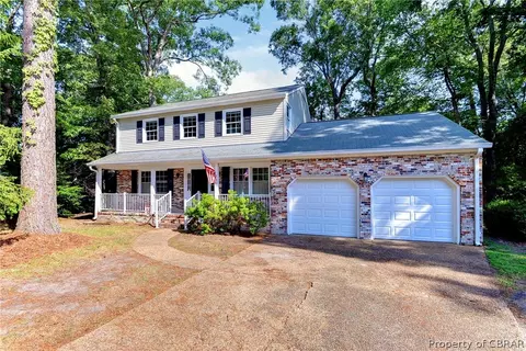 305 Fielding Lewis Dr, Yorktown, VA 23692