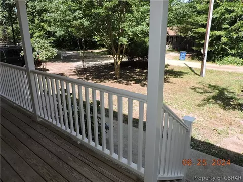 12355 Beech Trl, Gloucester, VA 23061 photo 2