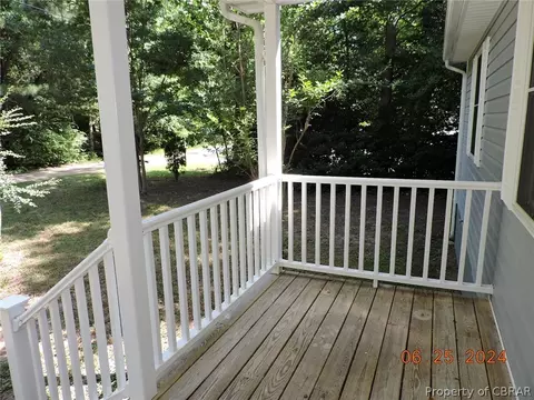 12355 Beech Trl, Gloucester, VA 23061 photo 3