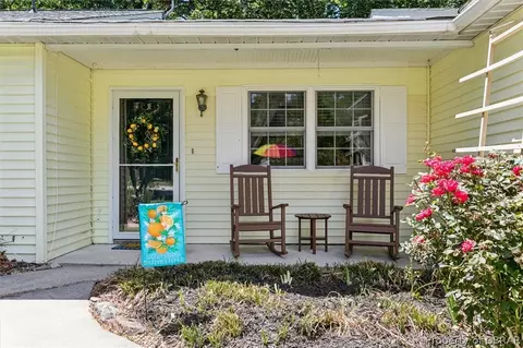 8246 Sheffield Dr, Gloucester, VA 23061 photo 2