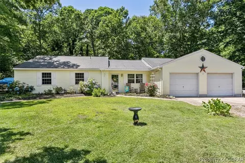 8246 Sheffield Dr, Gloucester, VA 23061 photo 13
