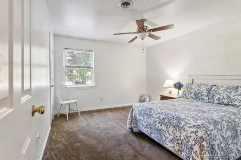 8246 Sheffield Dr, Gloucester, VA 23061 photo 11