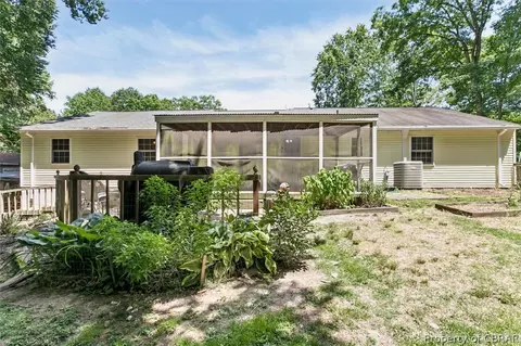 8246 Sheffield Dr, Gloucester, VA 23061 photo 41