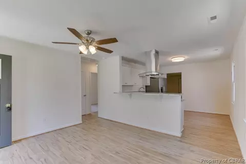 639 Grimes Rd, Hampton, VA 23663 photo 10
