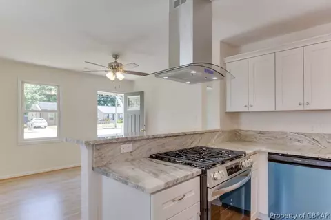 639 Grimes Rd, Hampton, VA 23663 photo 14
