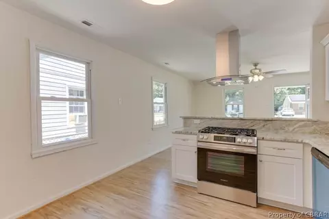 639 Grimes Rd, Hampton, VA 23663 photo 16