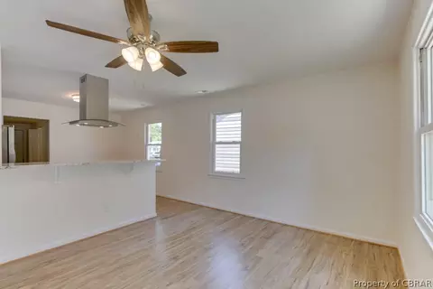 639 Grimes Rd, Hampton, VA 23663 photo 7
