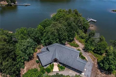 168 Potomac Way Ln, Heathsville, VA 22473