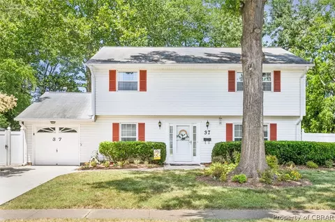 37 Diggs Dr, Hampton, VA 23666