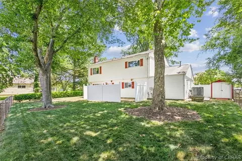 37 Diggs Dr, Hampton, VA 23666 photo 2