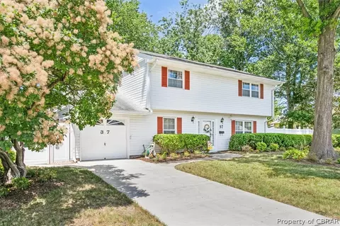 37 Diggs Dr, Hampton, VA 23666 photo 8