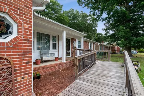 908 Arnett Dr, Newport News, VA 23608