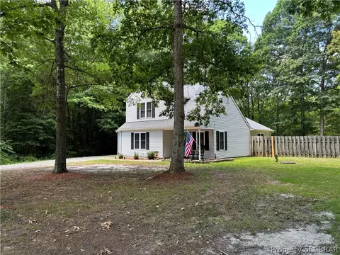 8142 Kitchener, Gloucester, VA 23061 photo 2