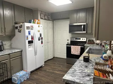 8142 Kitchener, Gloucester, VA 23061 photo 4