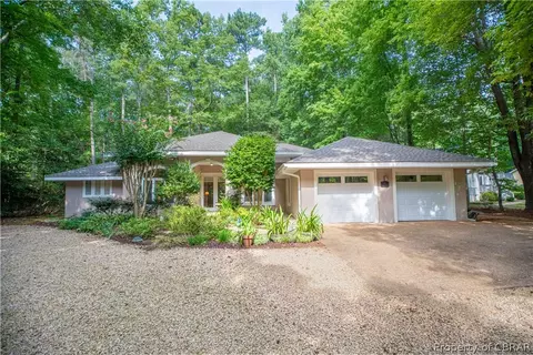 5 Sandy Bottom Dr, Deltaville, VA 23043