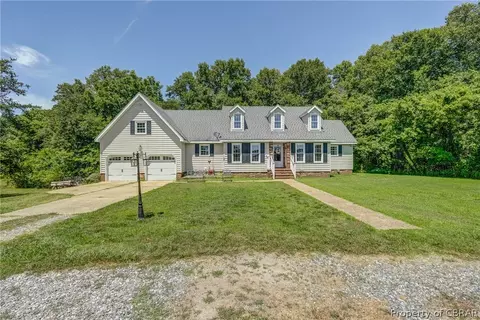 14265 General Puller Hwy, Hardyville, VA 23070