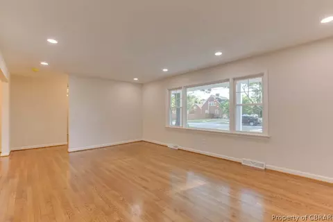 3 Hankins Dr, Hampton, VA 23669 photo 10