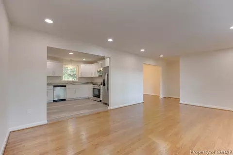 3 Hankins Dr, Hampton, VA 23669 photo 9