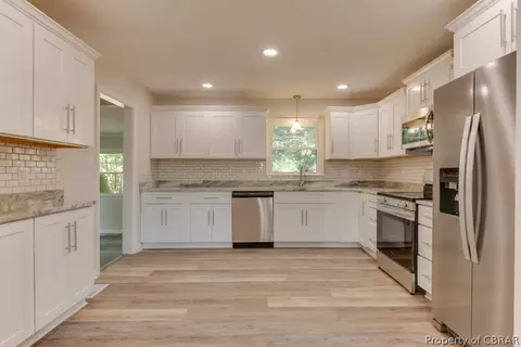 3 Hankins Dr, Hampton, VA 23669 photo 11