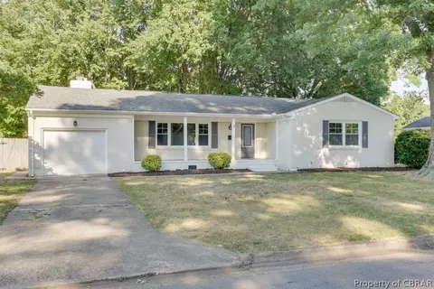 3 Hankins Dr, Hampton, VA 23669