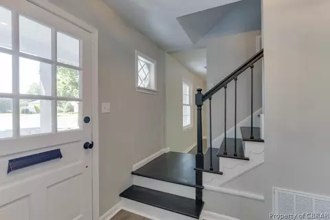 361 Shelley Ct, Hampton, VA 23669 photo 8