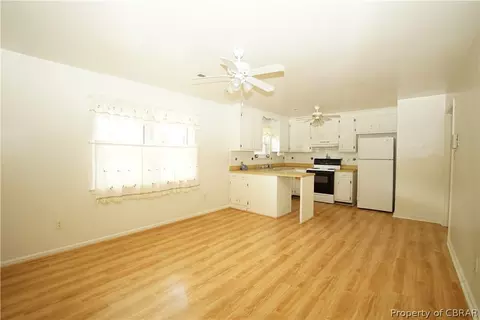 3916 Hickory Fork Rd, Gloucester, VA 23061 photo 13