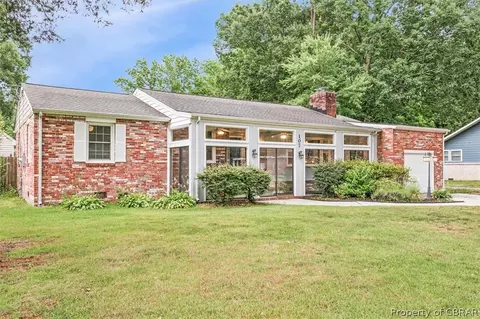 107 Winsome Haven Dr, Seaford, VA 23696