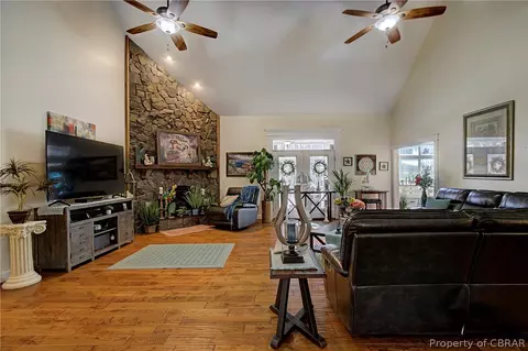3314 Sassafras Rd, Gloucester, VA 23061 photo 6