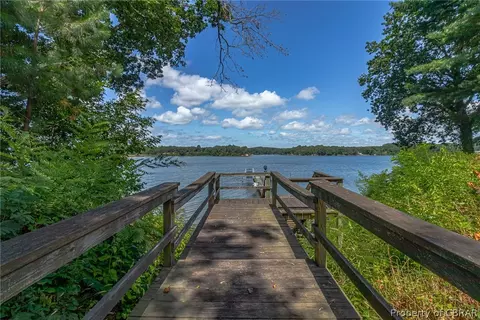 140 Marigold Ln, Weems, VA 22576 photo 43