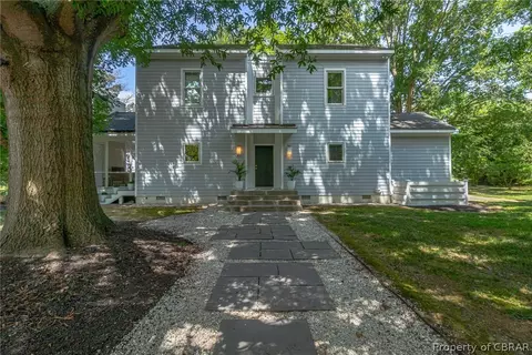 140 Marigold Ln, Weems, VA 22576 photo 2