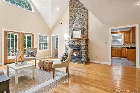 5526 Echo Ln, Gloucester, VA 23061 photo 9