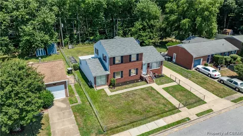 5006 Goldsboro Dr, Hampton, VA 23605