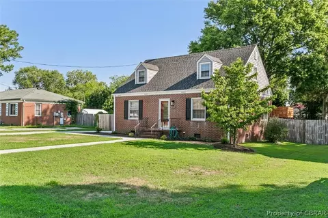 1806 Canterbury Rd, Hampton, VA 23666 photo 4
