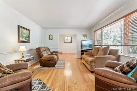 1635 Tyndall Point Rd, Gloucester Point, VA 23062 photo 6