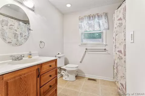 1635 Tyndall Point Rd, Gloucester Point, VA 23062 photo 39