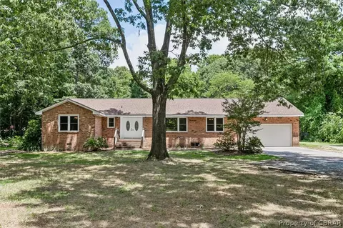 1635 Tyndall Point Rd, Gloucester Point, VA 23062 photo 2
