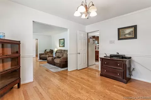1635 Tyndall Point Rd, Gloucester Point, VA 23062 photo 9