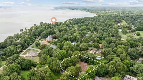 1635 Tyndall Point Rd, Gloucester Point, VA 23062 photo 46